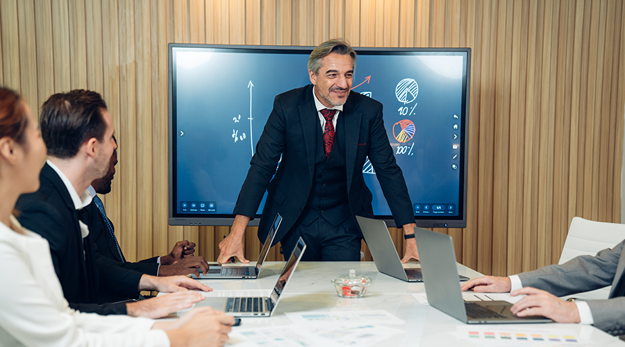 What is strategic management and how can it be made more efficient?